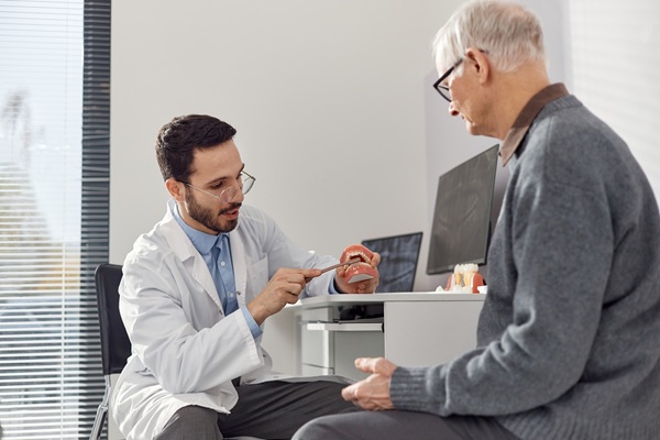 Implant Supported Dentures Vs Traditional Dentures