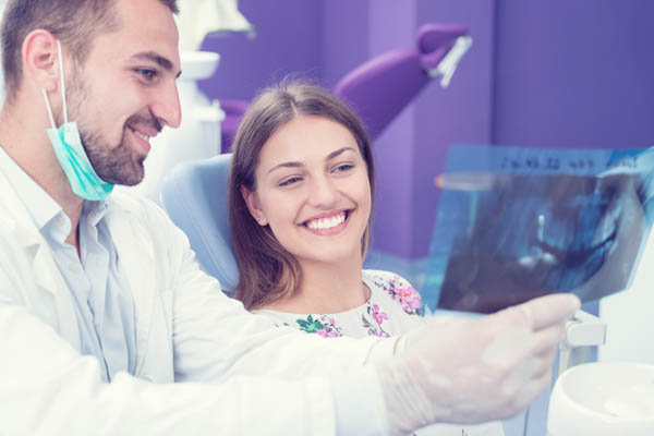 Ask A Periodontist: Can A Dental Deep Cleaning Prevent Gum Infections?